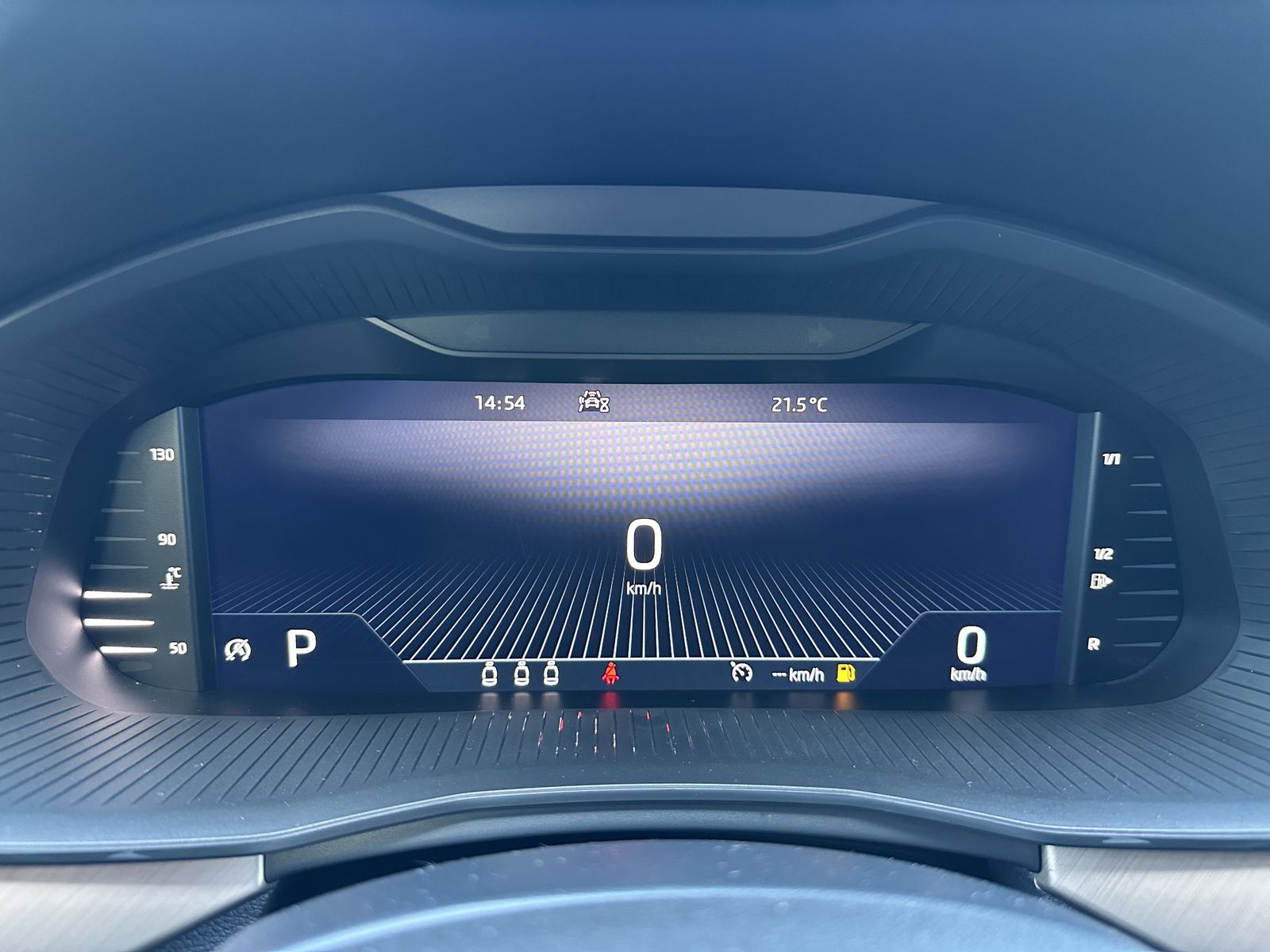 Fahrzeugabbildung SKODA Scala 1.5 TSI DSG Style LED+ACC+KAMERA+SHZ+CARPL