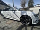 Audi  Audi RS4 Avant , Keramik, B&O, Schalensitze - Audi RS4: Sitzheizung, Kombi