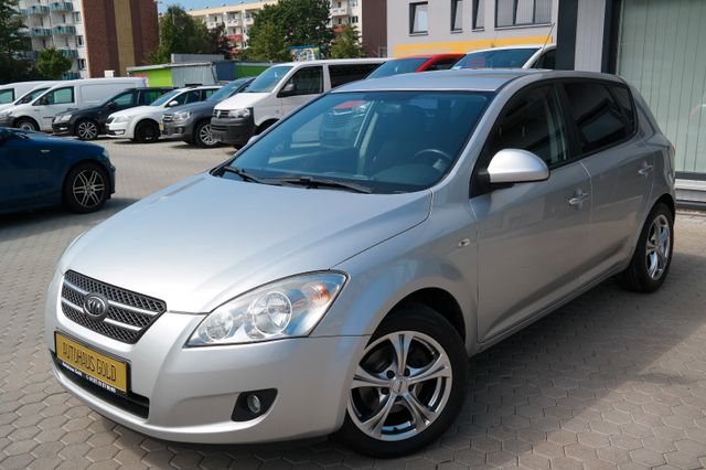 Kia cee'd / Ceed /Klima /Alufelgen / Tüv neu