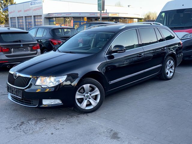 Skoda Superb Combi 2.0 TDI DSG|Xenon|Leder|