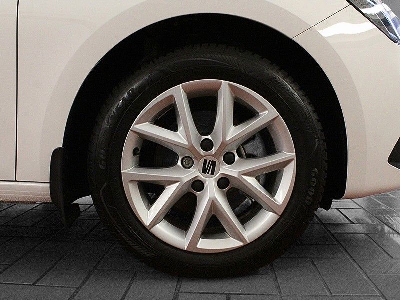 Fahrzeugabbildung SEAT Leon Sportstourer 1.5 Style DSG Automatik