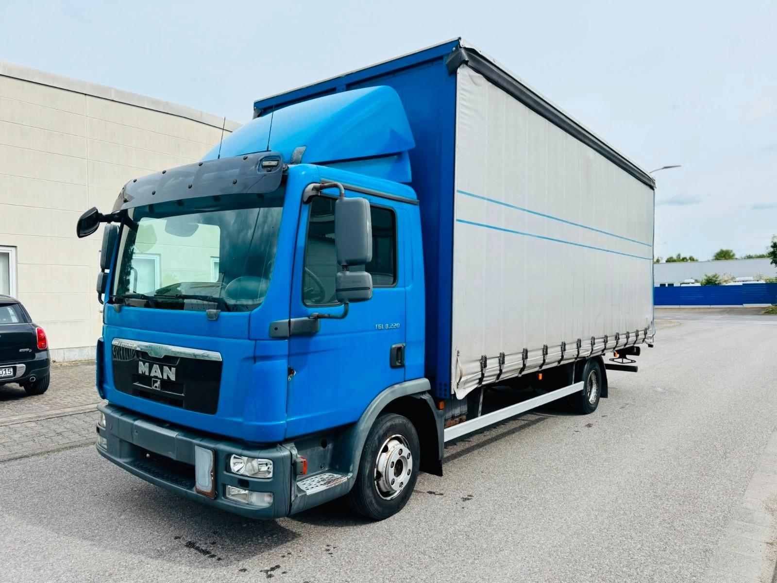 MAN TGL  8.220  4x2