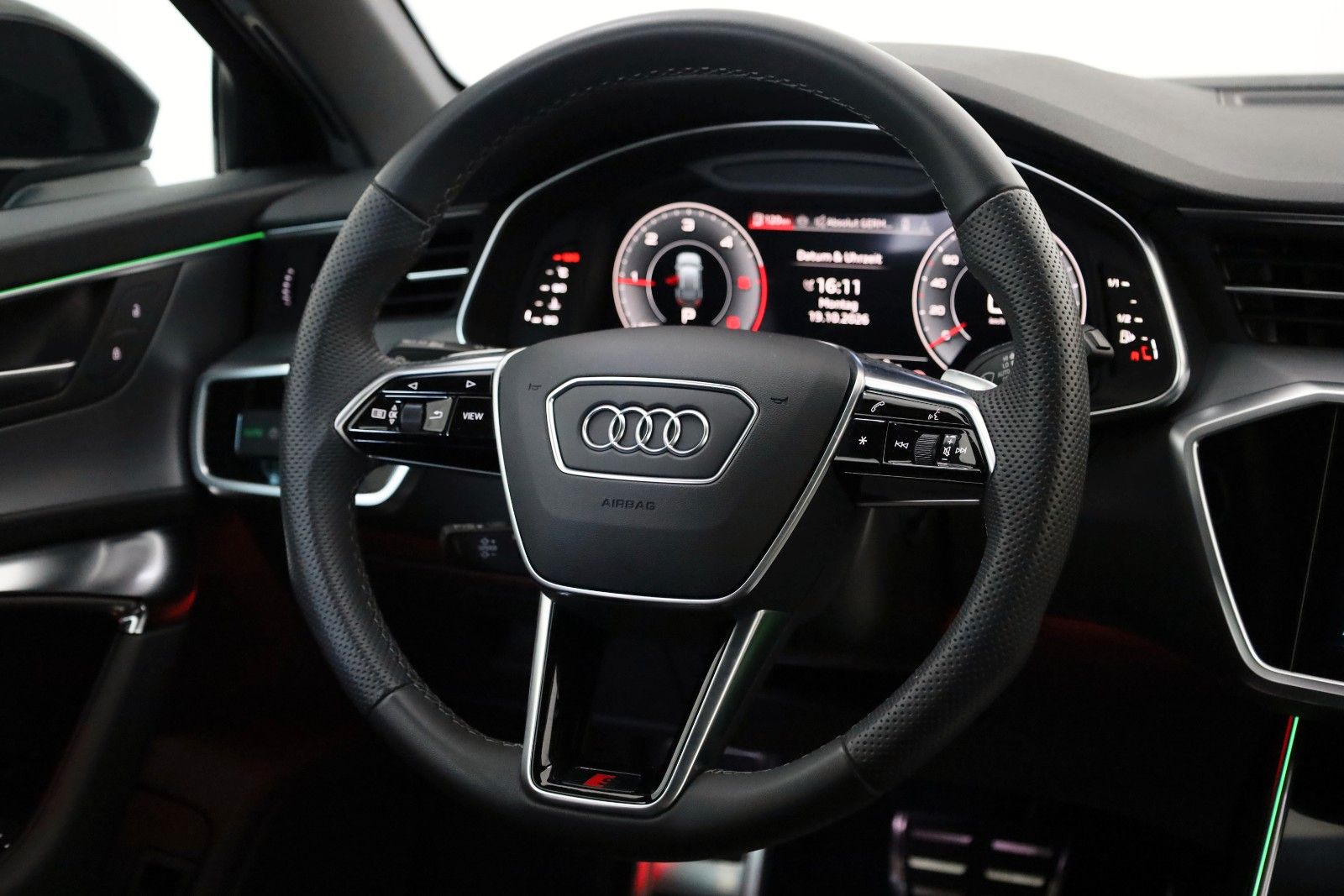 Fahrzeugabbildung Audi A6 Avant 40 TDI quattro S line TLeder,Matrix-LED