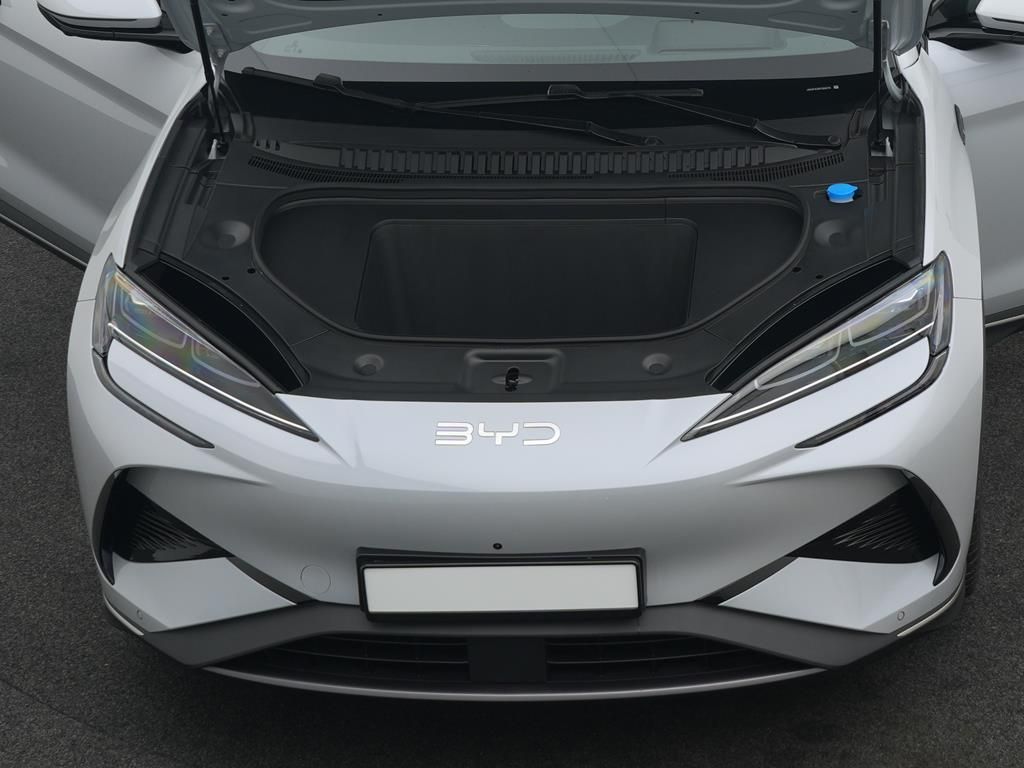 BYD SEALION 7