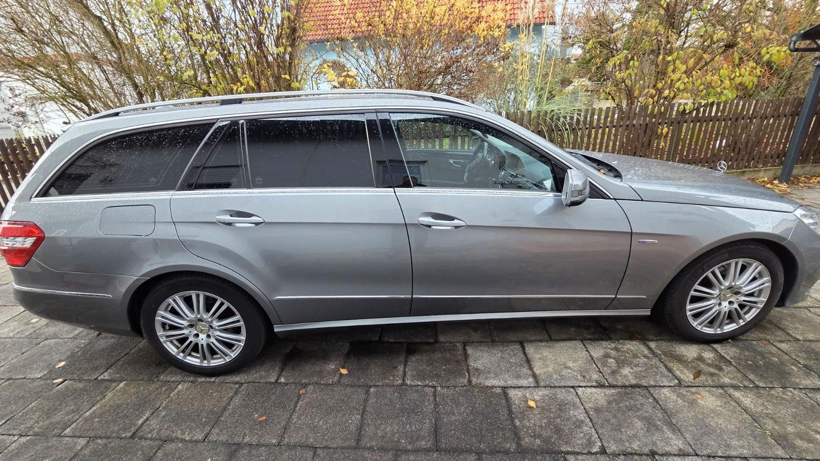 Mercedes-Benz E350 2010 — photo 7