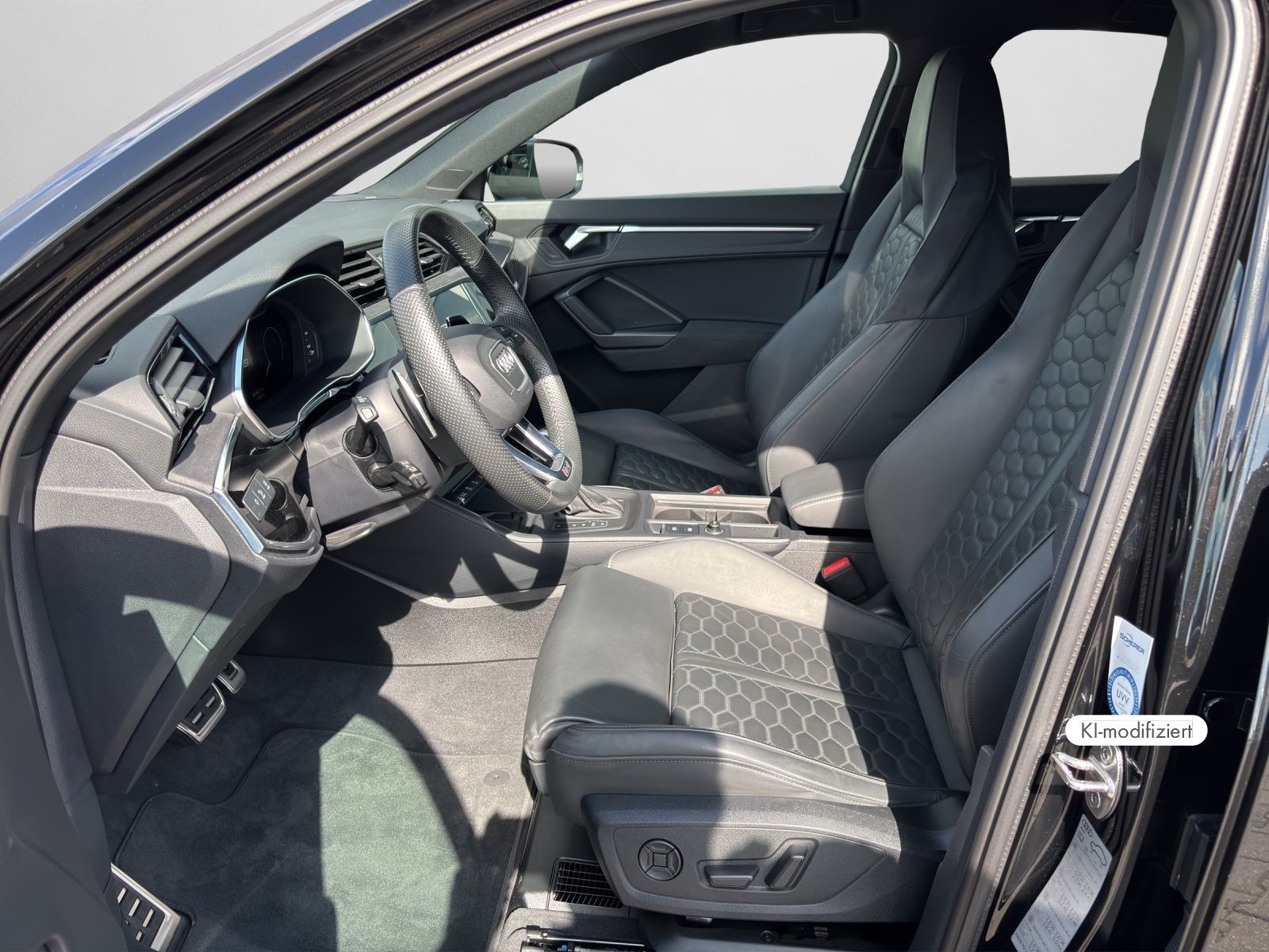 Audi RSQ3 - Bild 13