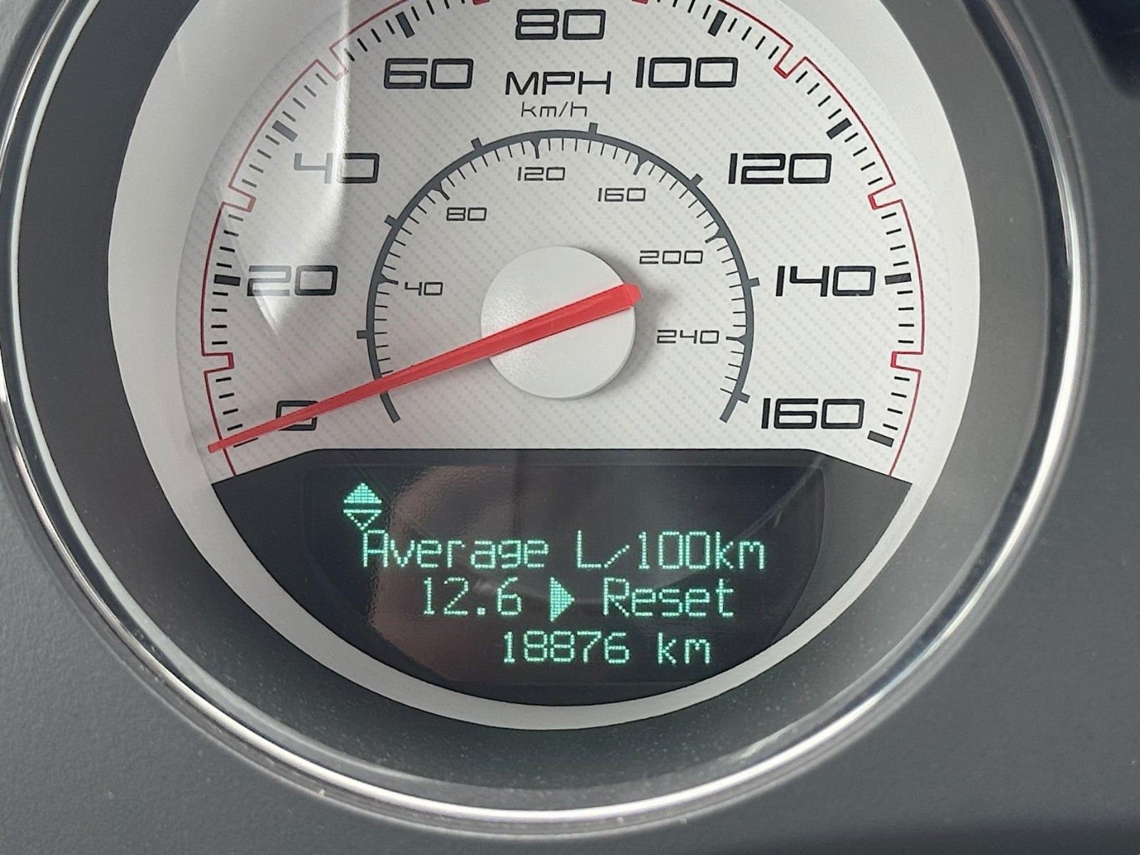 Fahrzeugabbildung Dodge Challenger 5.7 V8 HEMI R/T Sport Original 18tkm!