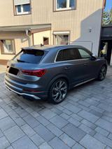 Audi RSQ3 2.5 TFSI S tronic quattro -Akrapovic - graue Audi RSQ3