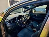 Kia Carens 1.7 CRDi Vision DCT Vision - Kia Carens: Automatik