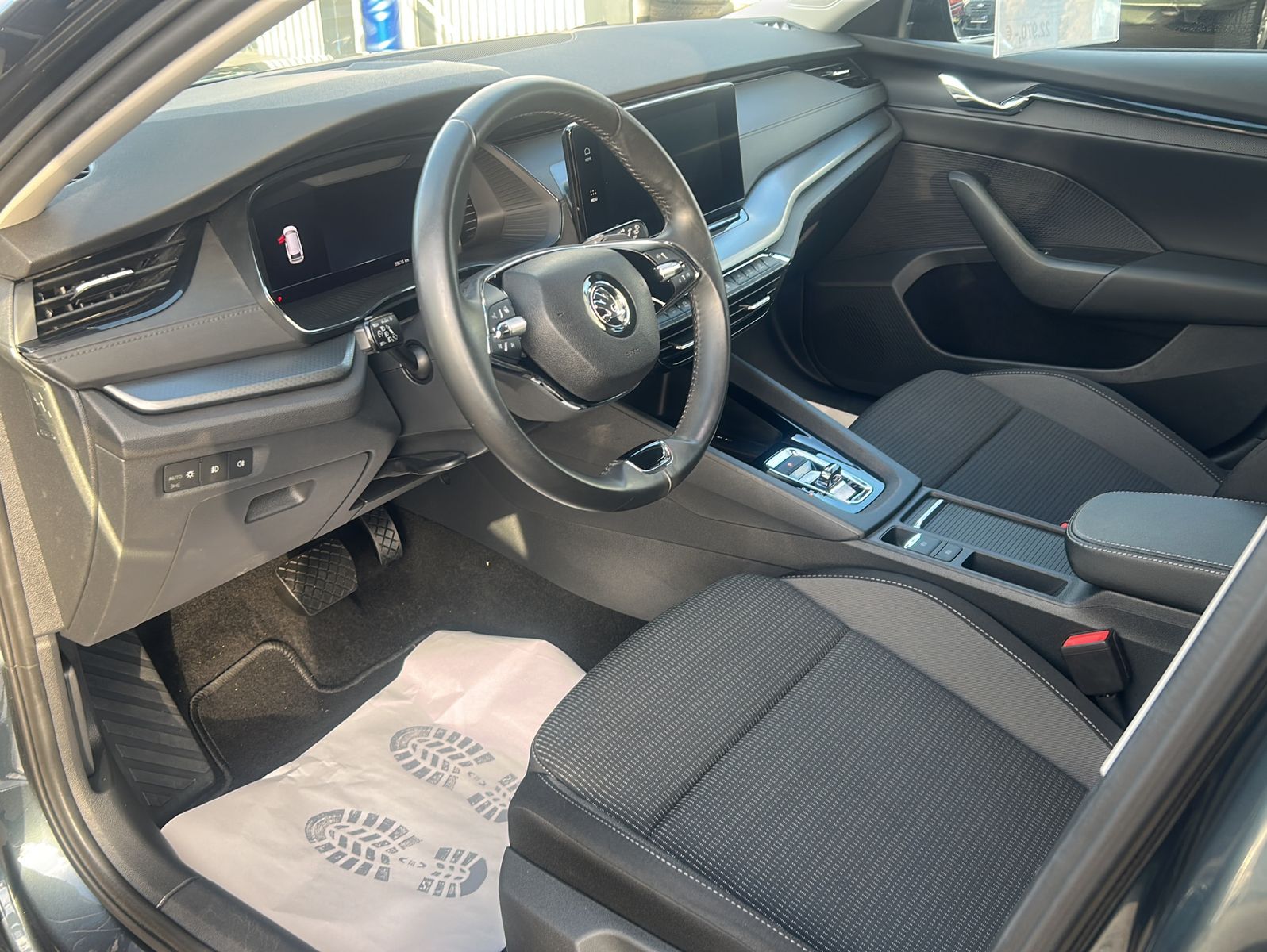 Fahrzeugabbildung SKODA Octavia 1,4 Ambition iV