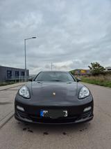 Porsche Panamera 4S S - Porsche Panamera aus 2010: 4s
