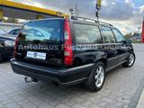Volvo XC70 I 2.4 T AWD Cross Country/TOP!/S-Heft/AHK - Volvo XC70 mit Benzin-Antrieb