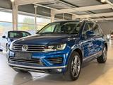 Volkswagen Touareg V6 TDI 4M R LINE XENON PANO ACC LEDER AH - gebrauchte VW Touareg aus dem Jahr 2015