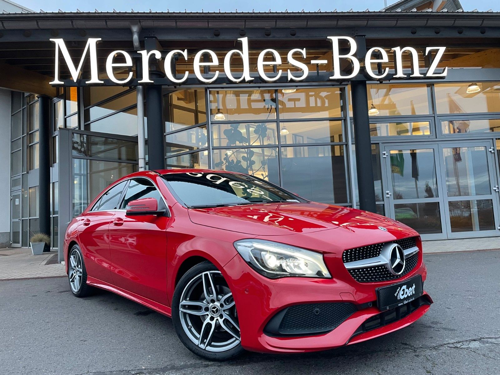Fahrzeugabbildung Mercedes-Benz CLA 200 AMG Navi+SHZ+Klima+PDC+LED