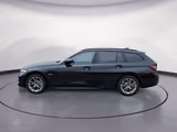 BMW 330e Touring Sport Line *Navi*Laser*Sportsitze*L - BMW 330 in Freiburg