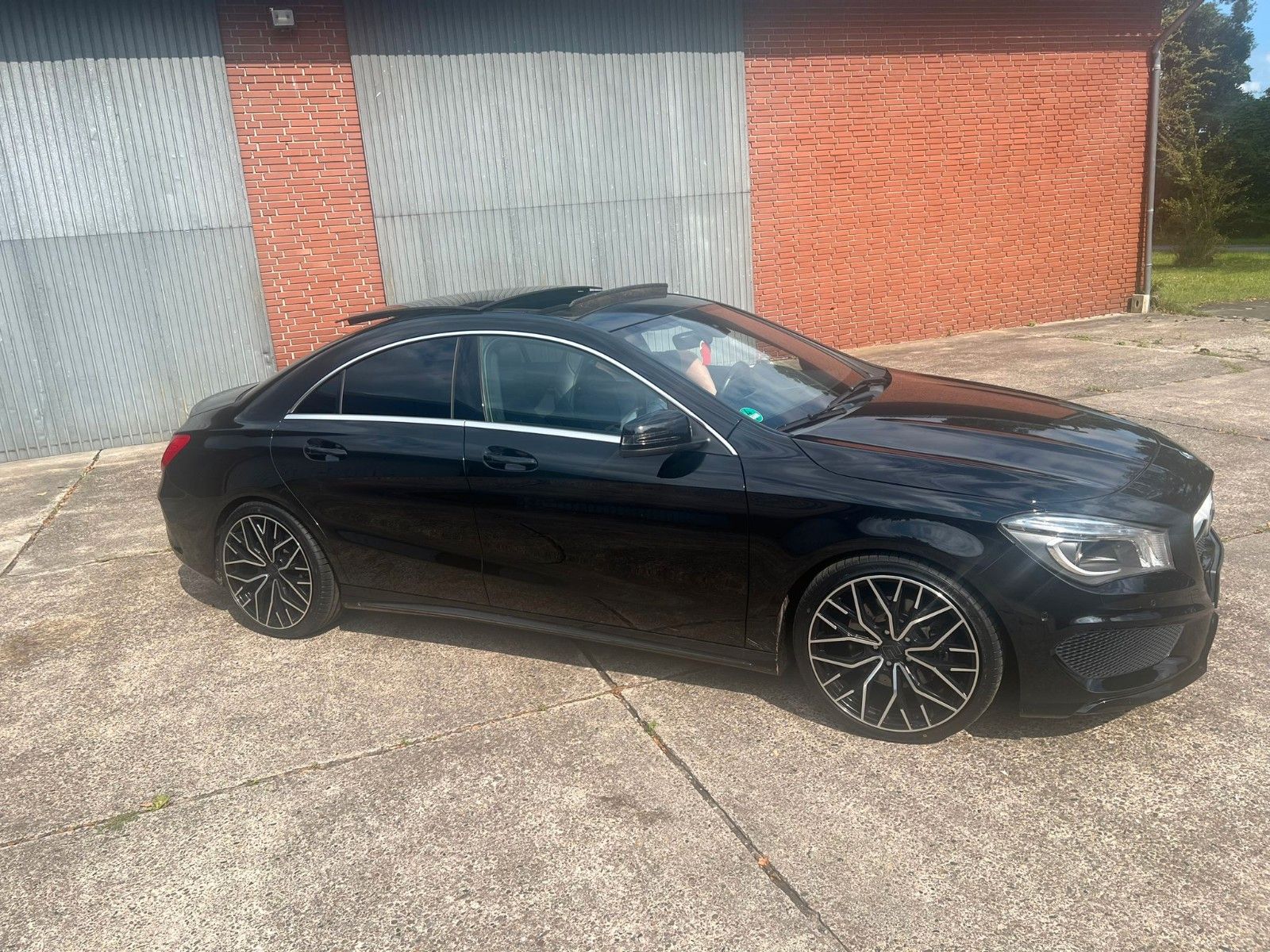 MERCEDES-BENZ CLA 220 CDI DCT AMG Line AMG Line