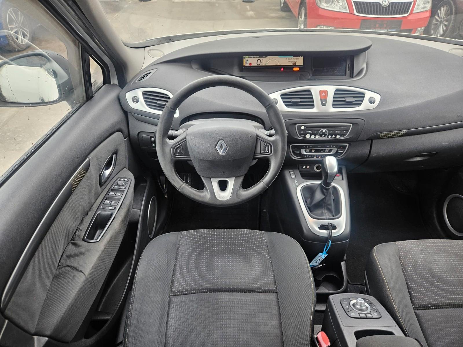 Renault Scenic 2009 — photo 21