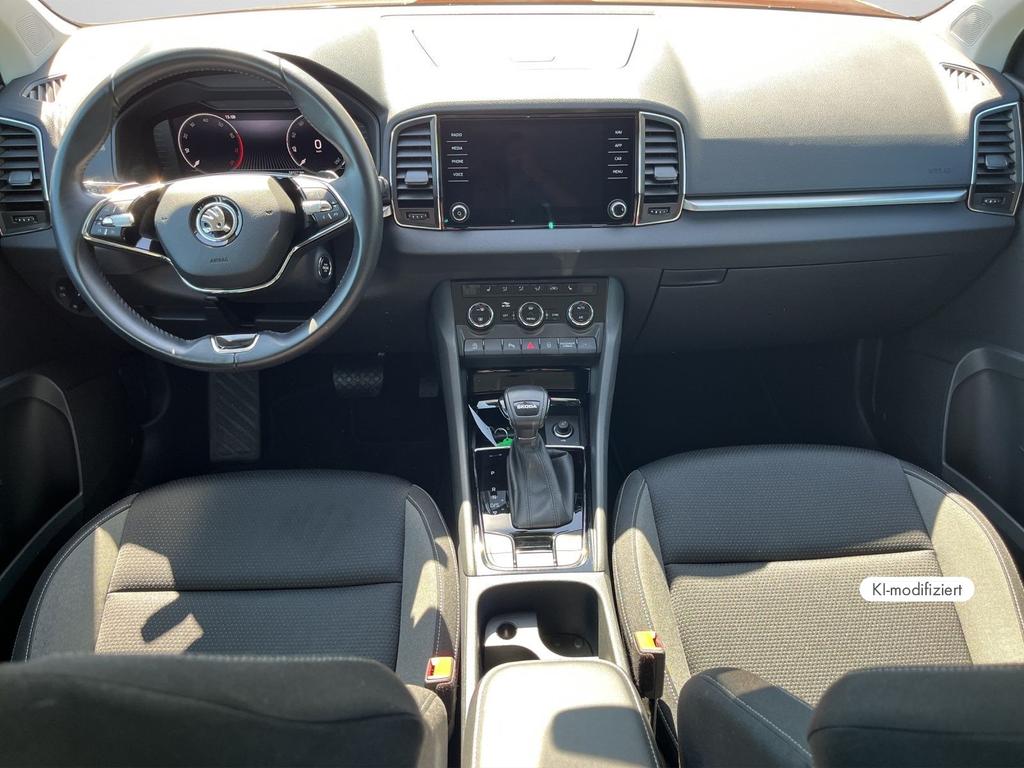 Skoda Karoq 2022 г. Серый, пробег 58326 км