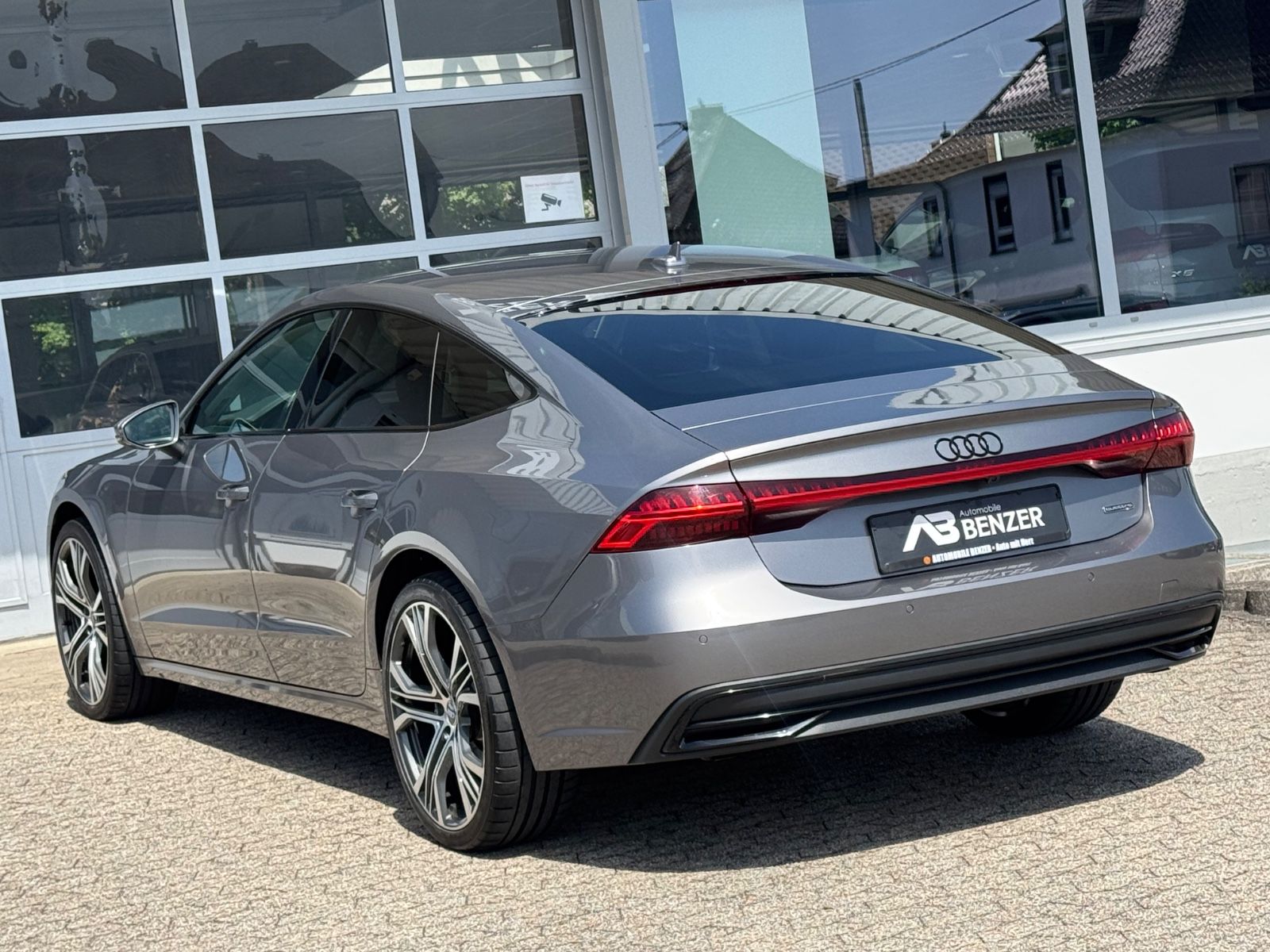 Fahrzeugabbildung Audi A7 Sportback 55 FSI quattro/Leder/R-Cam/ACC/Navi
