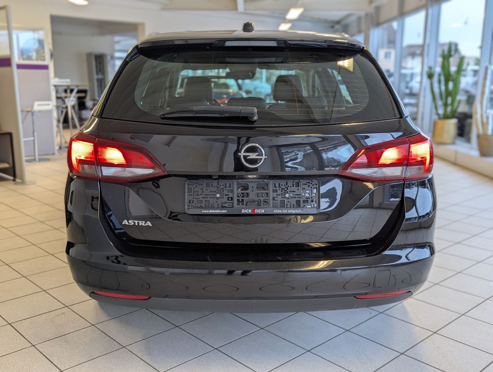 Image du véhicule Opel Astra 1.5 CDTI Aut. Elegance Navi LED Caméra