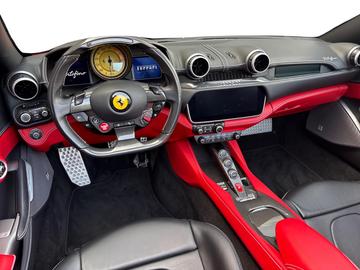 2018 Ferrari PORTOFINO — миниатюра 13