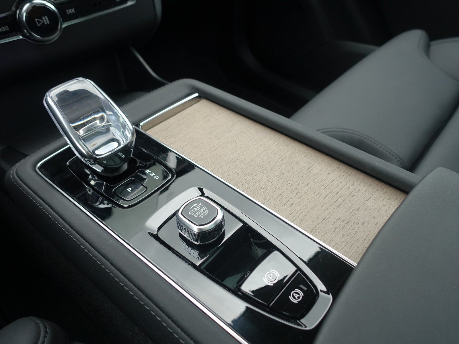 Volvo XC90 Ultra T8 AWD Plug-in Hybrid HUD H&K PANO foto 21