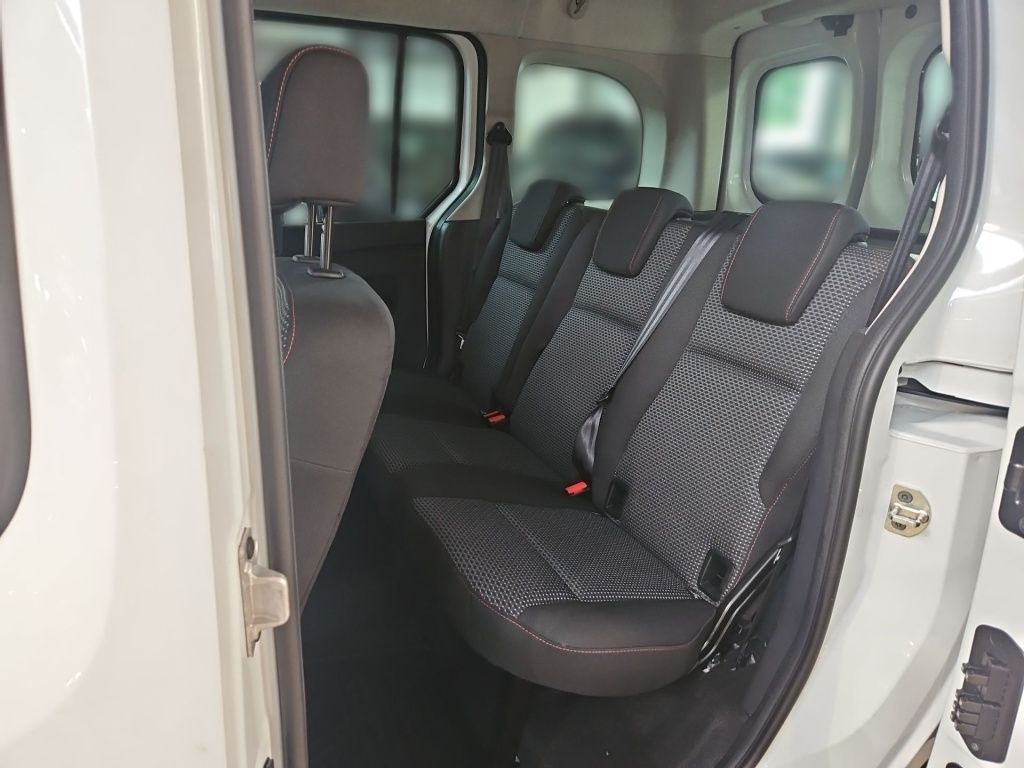 Fahrzeugabbildung Mercedes-Benz Citan 109 Kombi Navi SHZ AHK Flügeltüren RFK