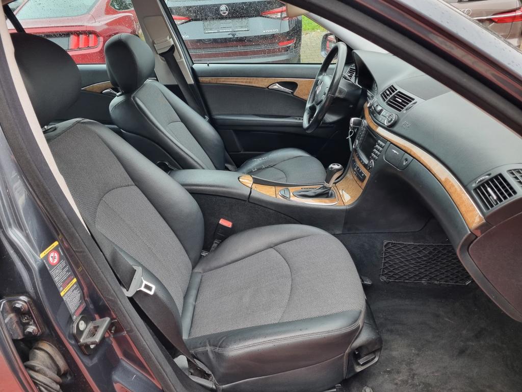 Mercedes-Benz E 280