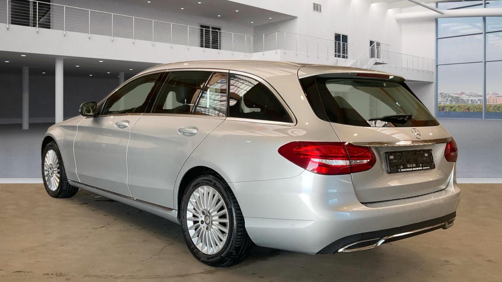Mercedes-Benz C 180 T 7G-TRONIC