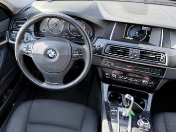 BMW 520 - 12