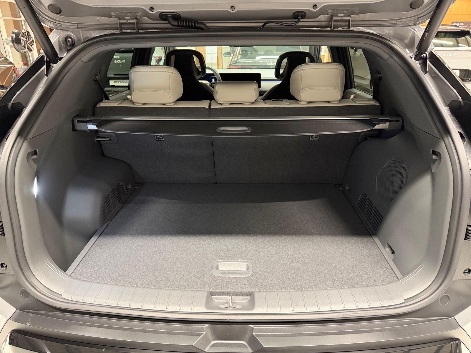 Fahrzeugabbildung Kia EV3 81 kWh 150 kW GT-line DWP COMT