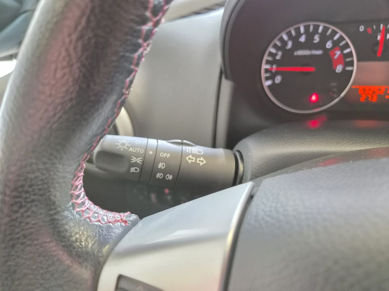 Fahrzeugabbildung Nissan Note Tekna / KLIMA / NUR 63 TKM