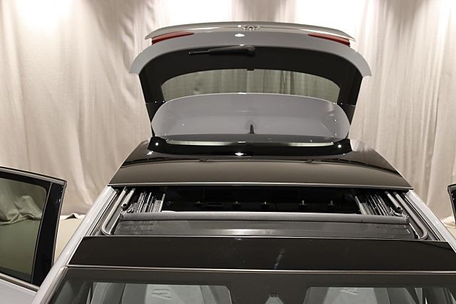 Golf 1.5 eTSI R-LINE DSG ACC NAVI KAMERA PANORAM