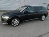 Skoda Superb iV, Crystal-Light, 54tkm, Garantie - mit Hybrid-Antrieb: Kombi, Garantie