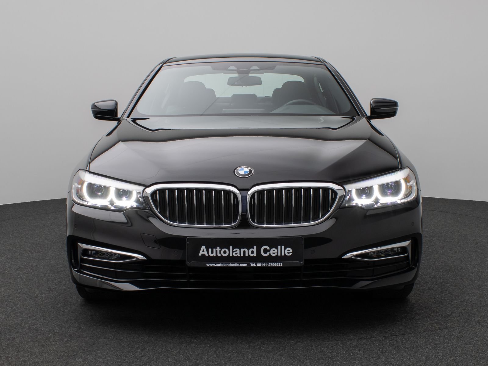 Fahrzeugabbildung BMW 530e iP Luxury Line Kamera HiFi Fernlichtassist