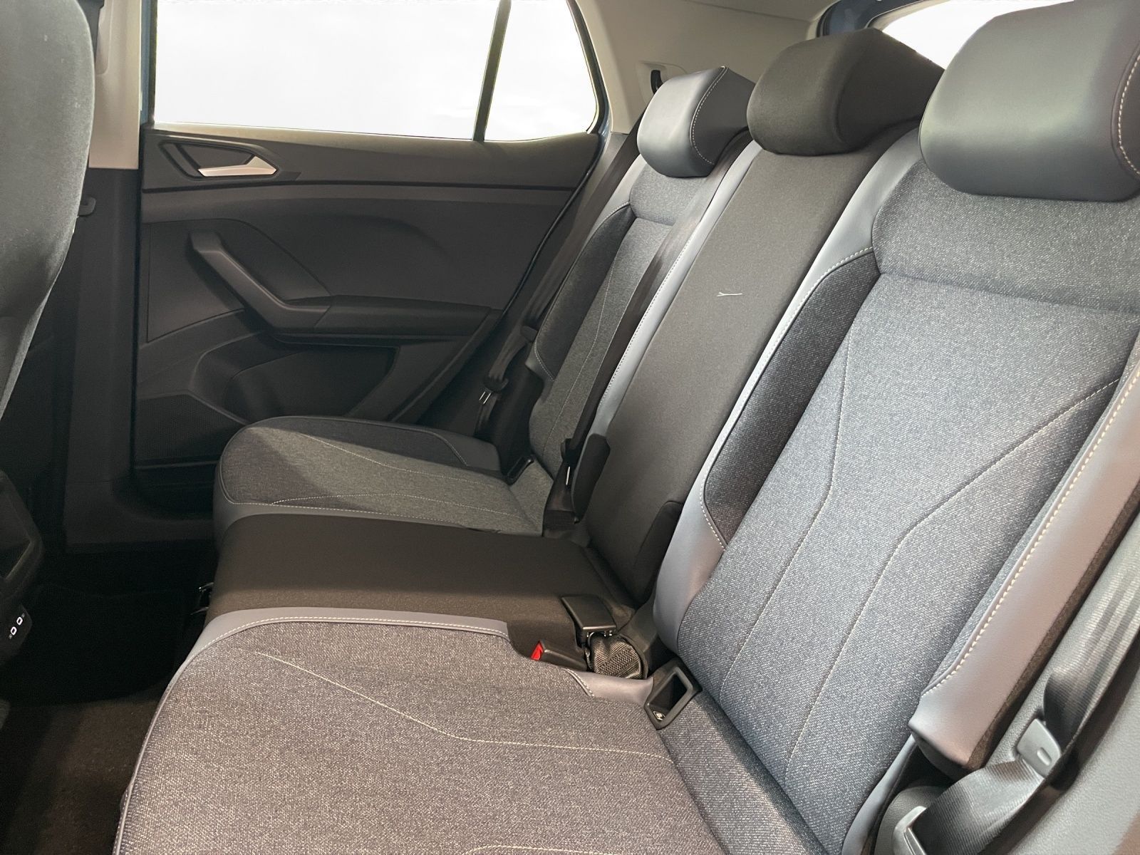 Volkswagen T-Cross - Bild 8