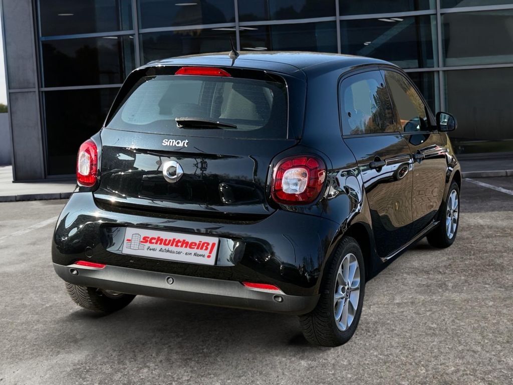 Fahrzeugabbildung Smart smart forfour passion