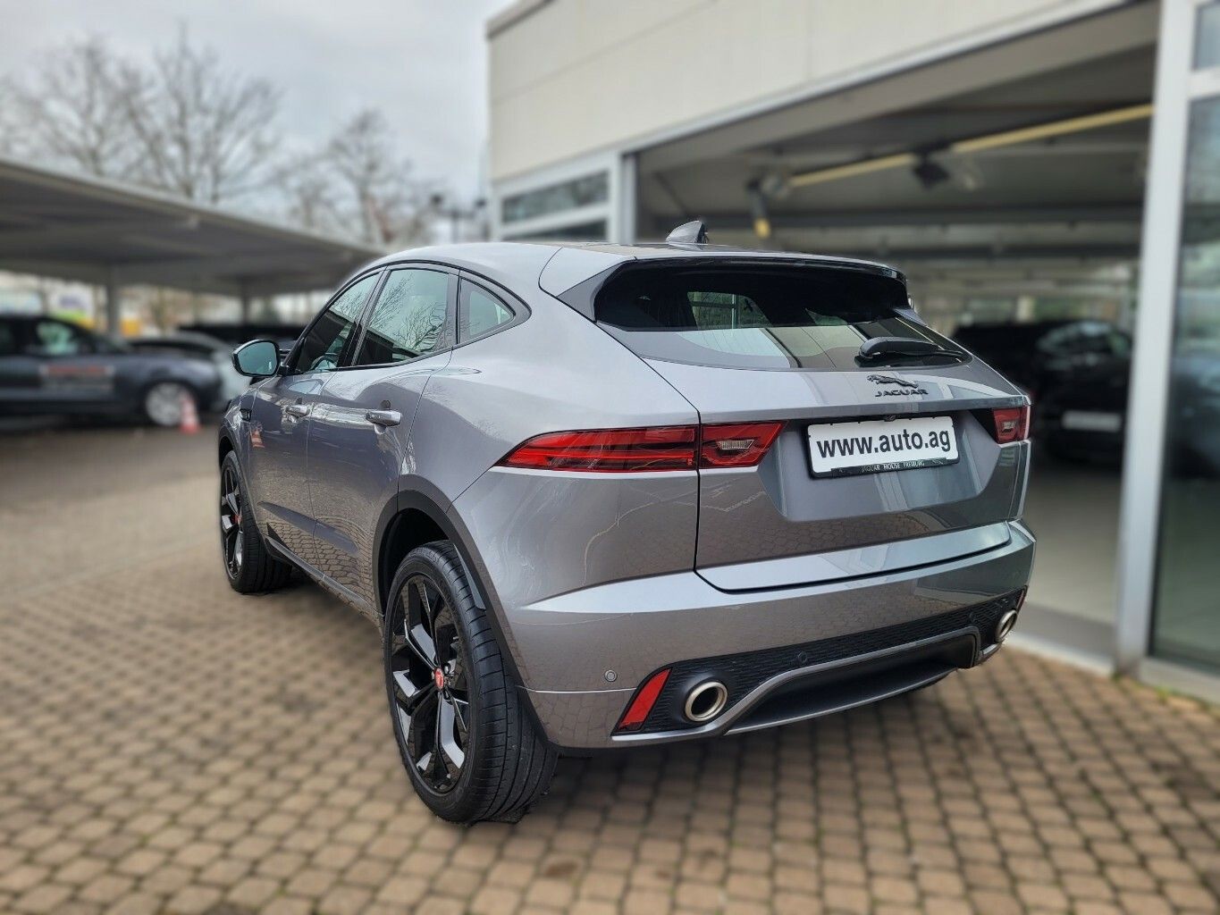 Jaguar E-Pace P250 R-Dynamic HSE AWD*Adaptives Fahrwerk imagem 3