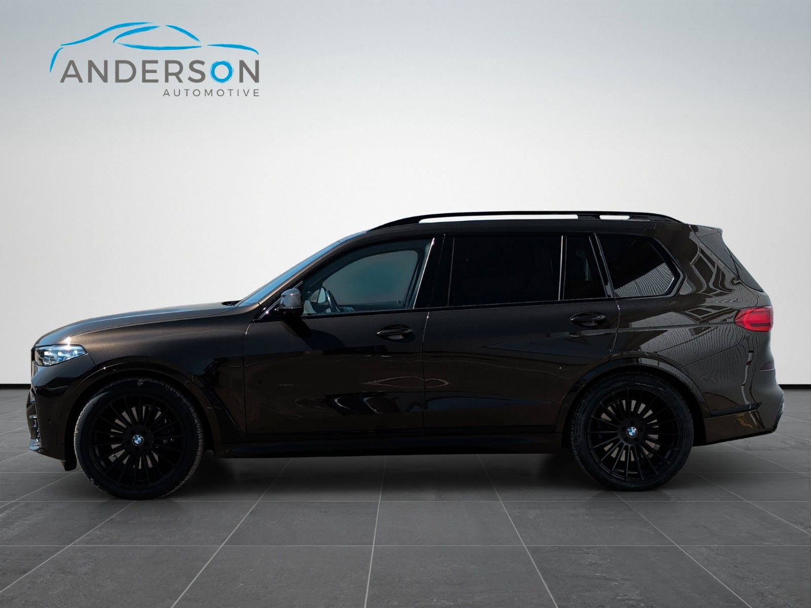 Fahrzeugabbildung BMW X7 M50i HUD B&W VOLL SHADOW LED TV CARBON 22"