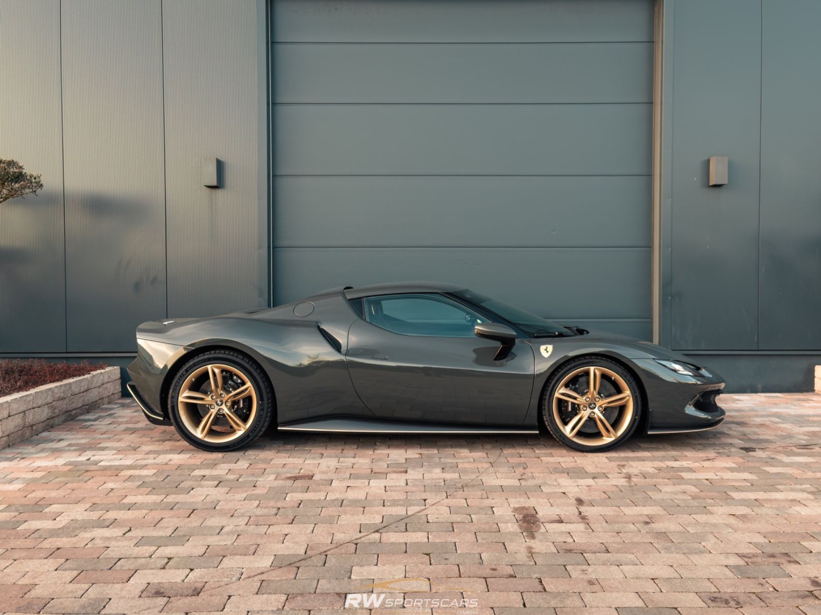 Fahrzeugabbildung Ferrari 296 GTB GTB DCT