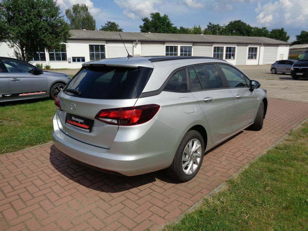 Fahrzeugabbildung Opel Astra 1.2 T S/S ST Edition+AGR+PDC+2ZonenKlima