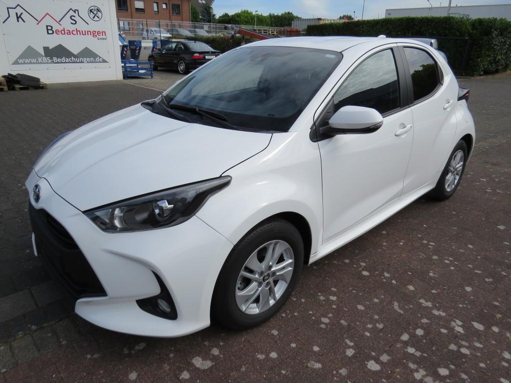 Toyota Yaris Hybrid Business Edition ACC usw.