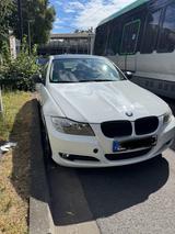 BMW 3, 318i Facelift 2009 - BMW 3er Reihe aus 2009: Facelift