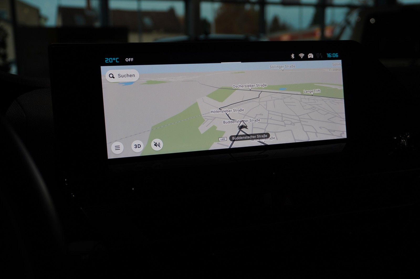 Fahrzeugabbildung Citroën C4 Lim. 1.2T PLUS NAVI/LED/KAMERA/SPORT /VIR/DAB