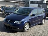 Volkswagen Touran 1.6 FSI *1HAND*KLIMA*TÜVNEU*ABS*ESP - Volkswagen Touran: Fsi