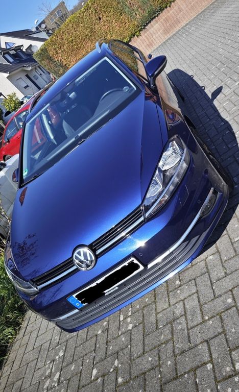 Image of Volkswagen Golf
