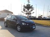 Chevrolet Aveo 1.2 86CV 4 porte LT - schwarze Chevrolet Aveo
