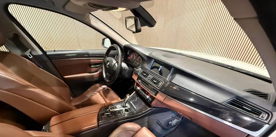 BMW 528 2011 — photo 27