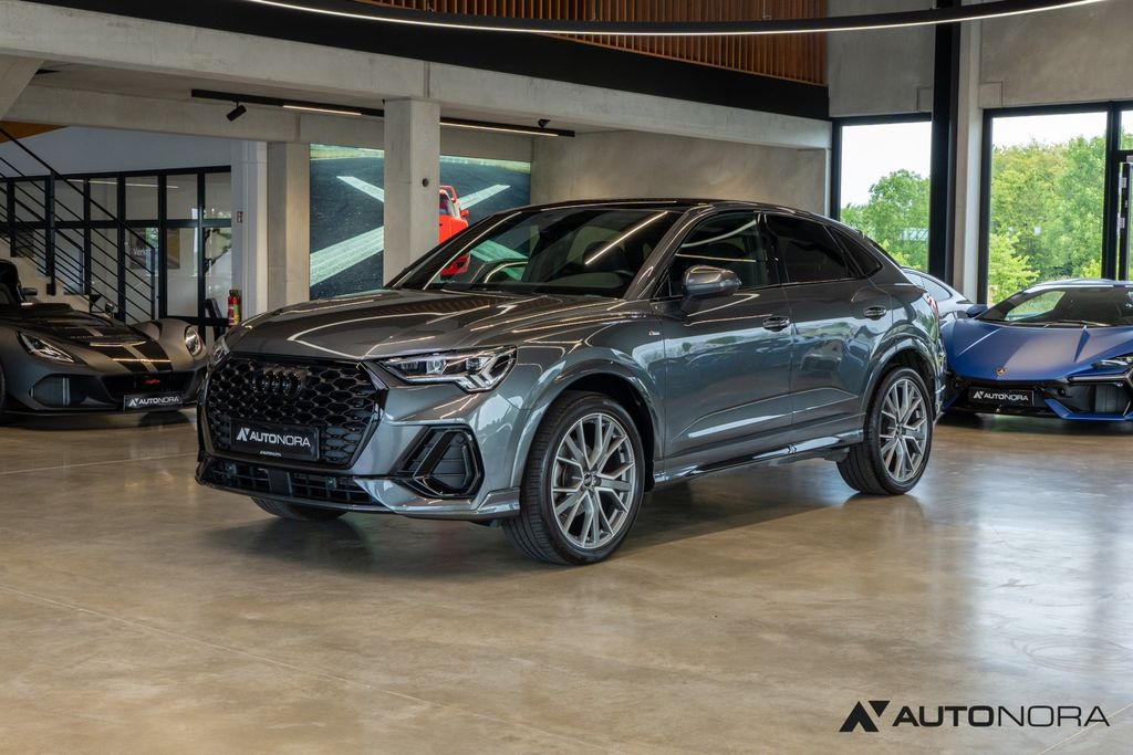 Image of Audi Q3