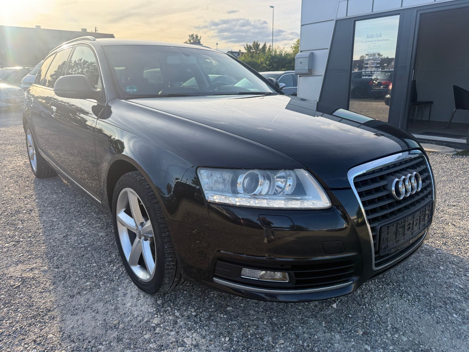 Audi Audi A6 Avant 2.0 TDI AUTOMATIK/NAVI/VOLLLEDER